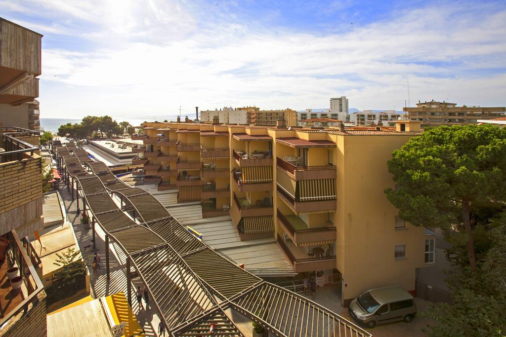 Apartamentos Bahia Dorada Y Iris Salou Exteriér fotografie